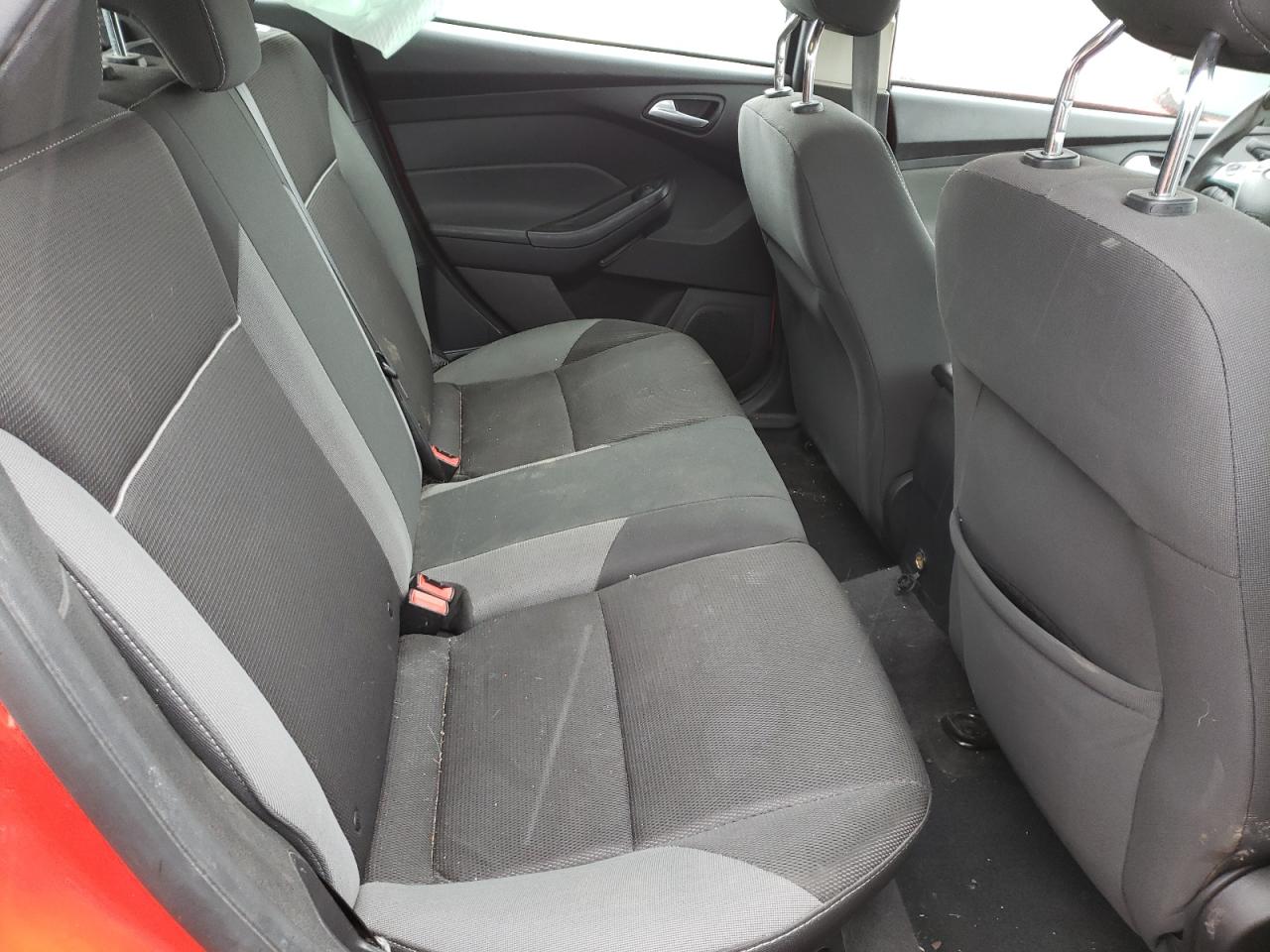 صورة رقم 6 من المزاد - 2012 FORD FOCUS SE مع VIN 1FAHP3K20CL234890