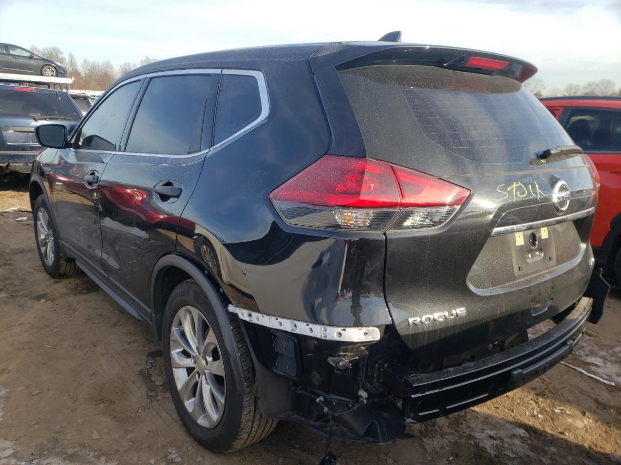Photo 3 from auction – 2020 NISSAN ROGUE S with VIN KNMAT2MV3LP518547
