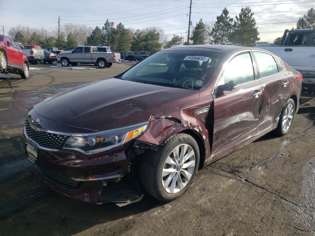 Photo 2 from auction – 2017 KIA OPTIMA EX with VIN 5XXGU4L3XHG157013