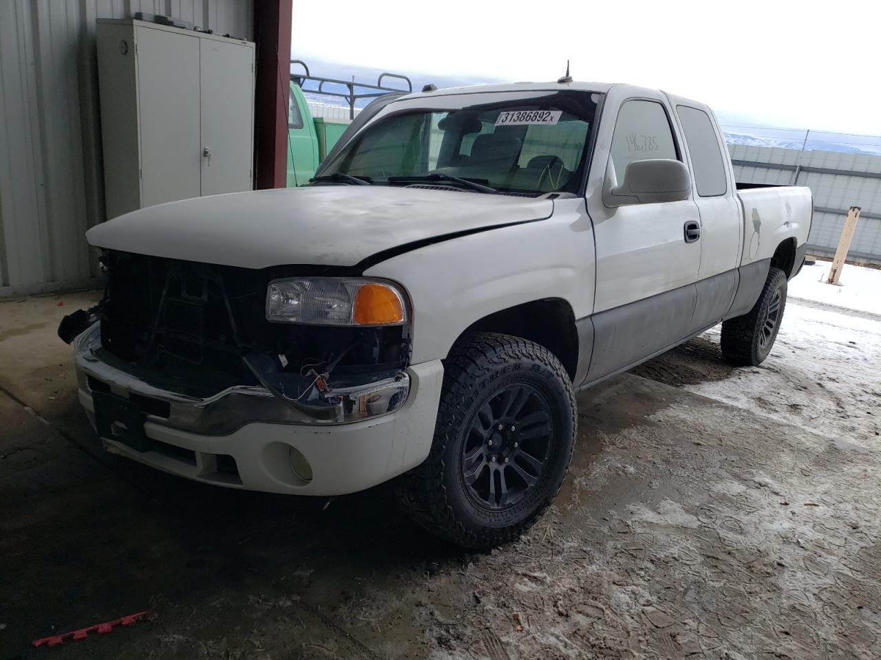 Photo 2 from auction – 2004 GMC NEW SIERRA with VIN 2GTEK19TX41202504