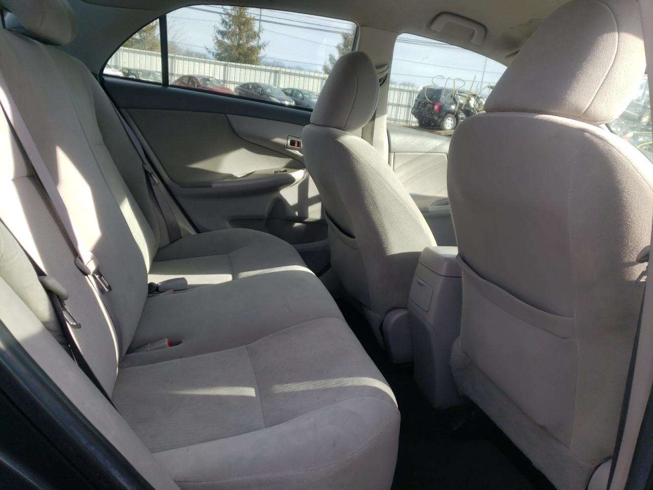 Photo 6 from auction – 2010 TOYOTA COROLLA BA with VIN 2T1BU4EE0AC270698