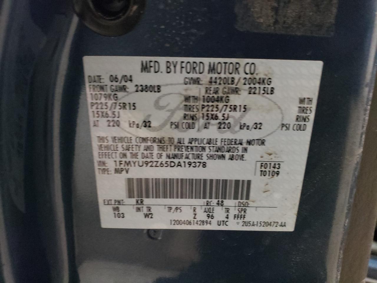Photo 10 from auction – 2005 FORD ESCAPE XLS with VIN 1FMYU92Z65DA19378