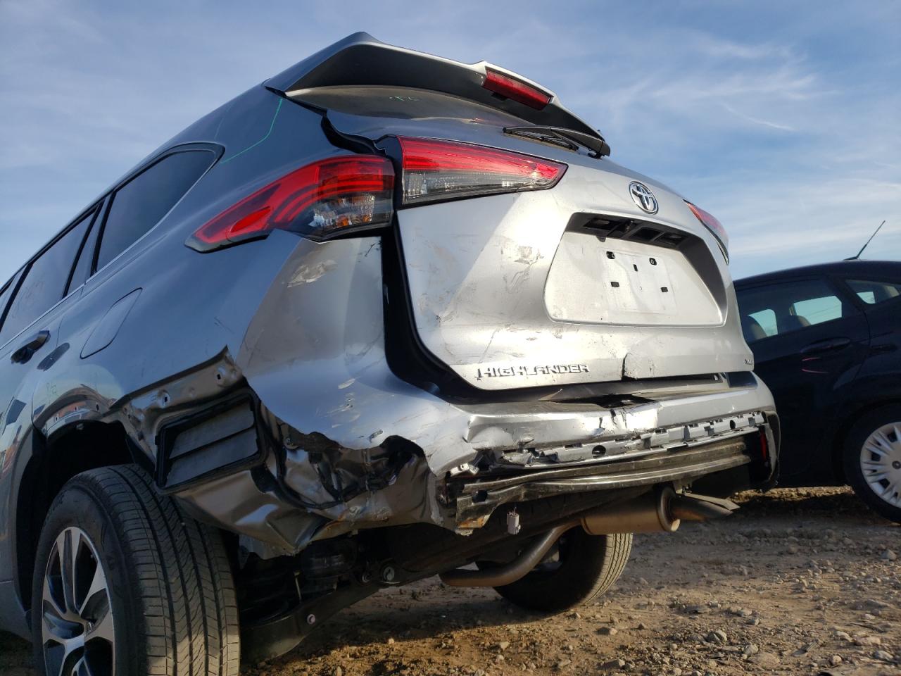 Photo 9 from auction – 2021 TOYOTA HIGHLANDER with VIN 5TDGZRAH6MS039188