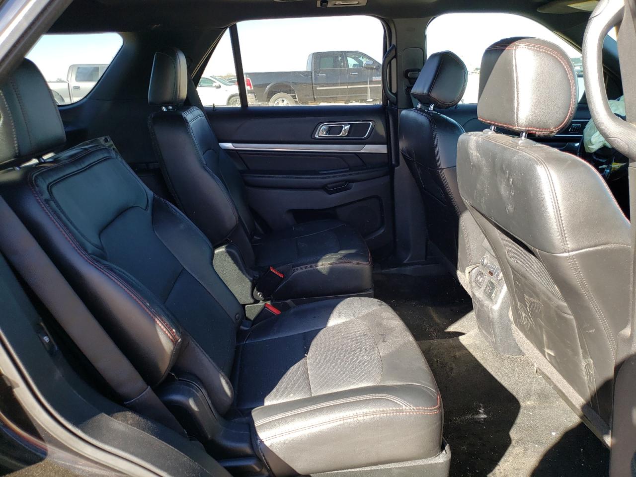 Photo 6 from auction – 2016 FORD EXPLORER S with VIN 1FM5K8GT4GGD26377