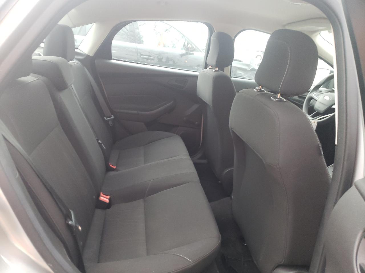 صورة رقم 6 من المزاد - 2017 FORD FOCUS S مع VIN 1FADP3E26HL318214