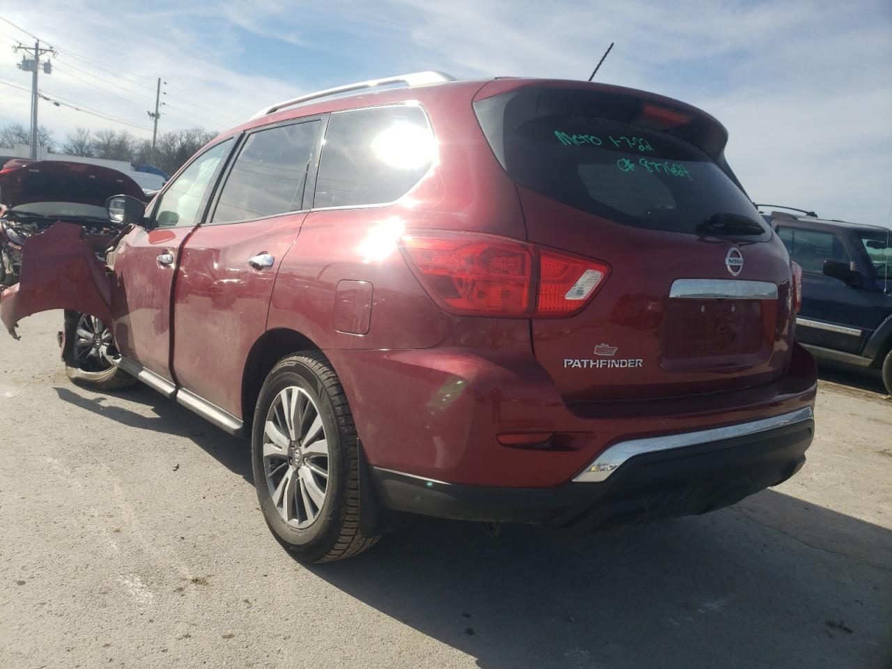 Photo 3 from auction – 2018 NISSAN PATHFINDER with VIN 5N1DR2MNXJC672149
