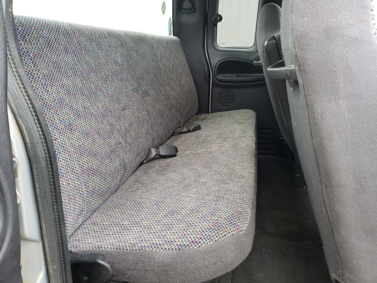 Photo 6 from auction – 2001 DODGE RAM 1500 with VIN 3B7HF13Z11G236817