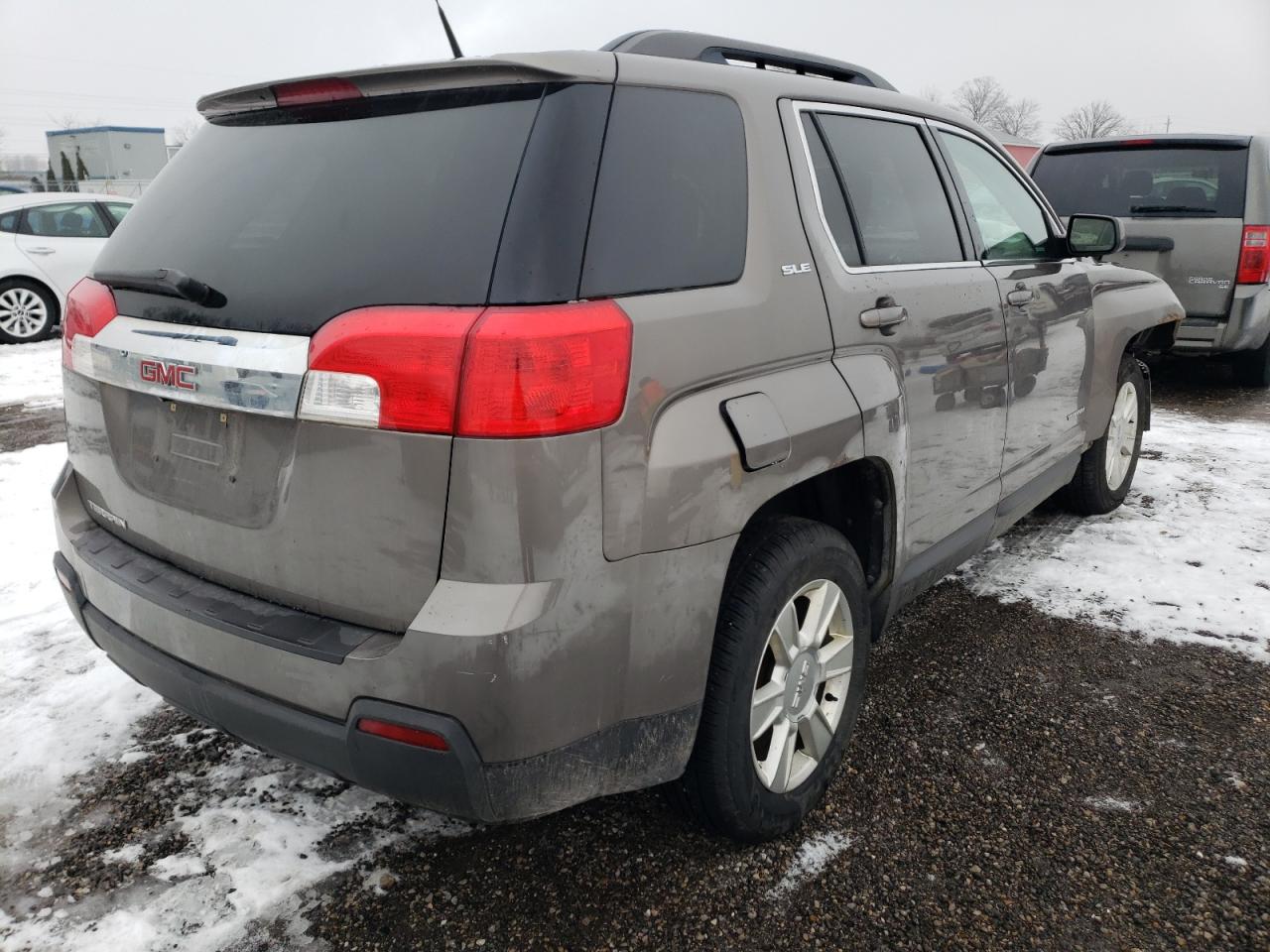 Photo 4 from auction – 2011 GMC TERRAIN SL with VIN 2CTALSEC7B6258752
