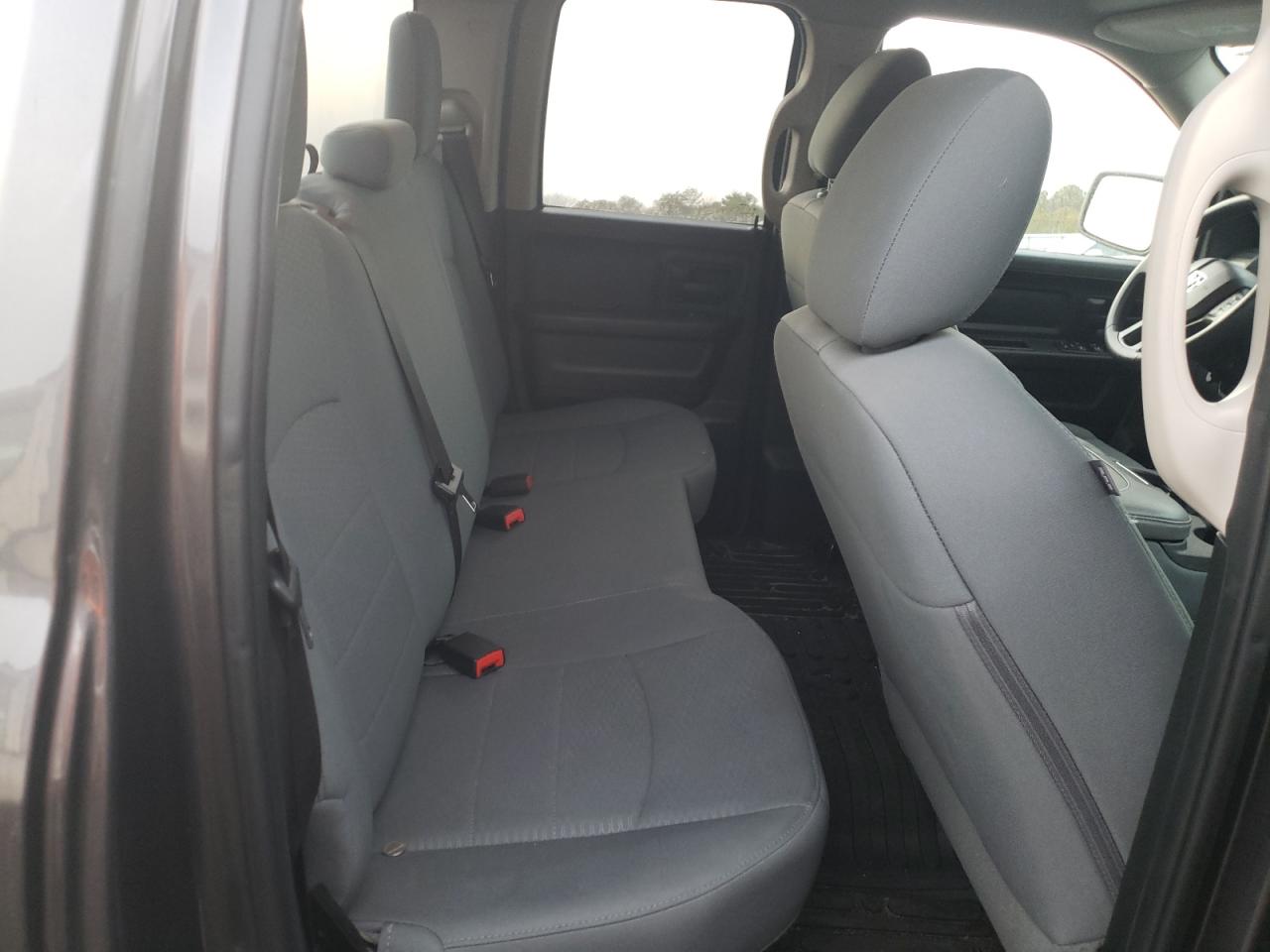 Photo 6 from auction – 2017 RAM 1500 ST with VIN 1C6RR7FG1HS867974