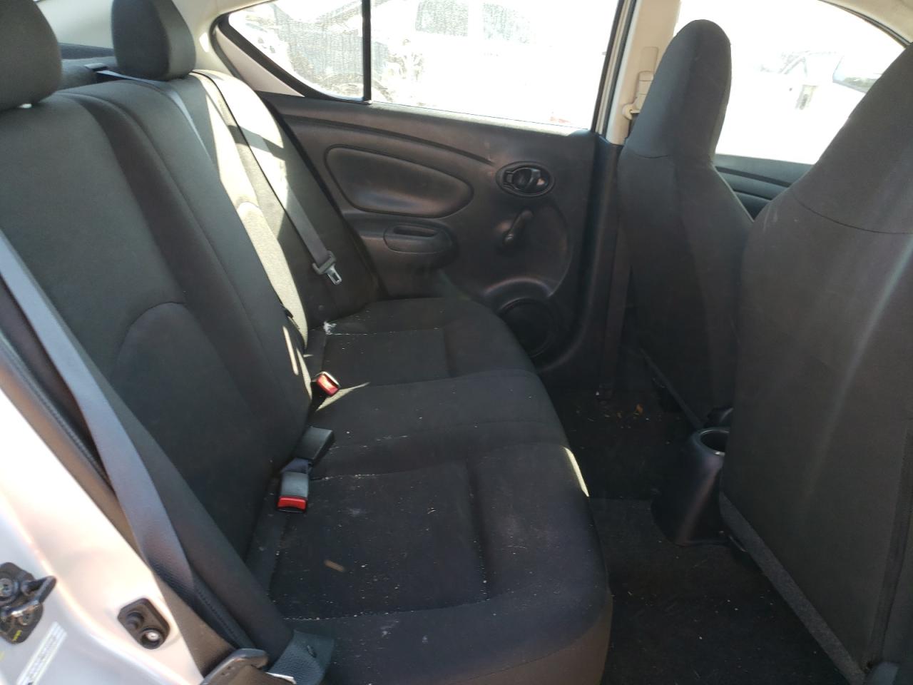 Photo 6 from auction – 2016 NISSAN VERSA S with VIN 3N1CN7AP4GL838339
