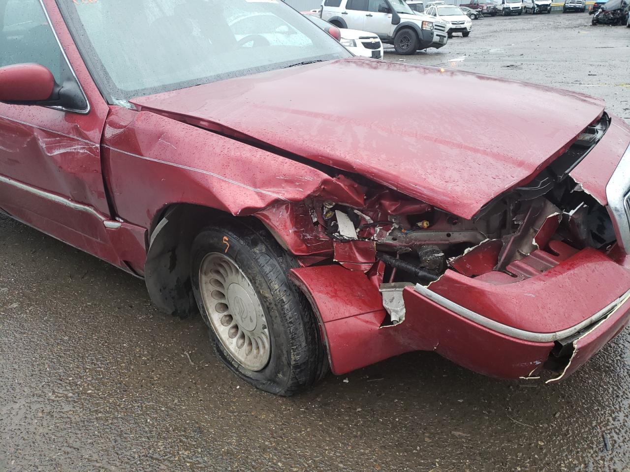 Photo 9 from auction – 2002 MERCURY GRAND MARQ with VIN 2MEFM75W32X602575