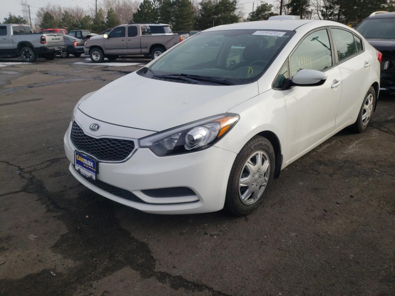 Photo 2 from auction – 2016 KIA FORTE LX with VIN KNAFK4A66G5616813