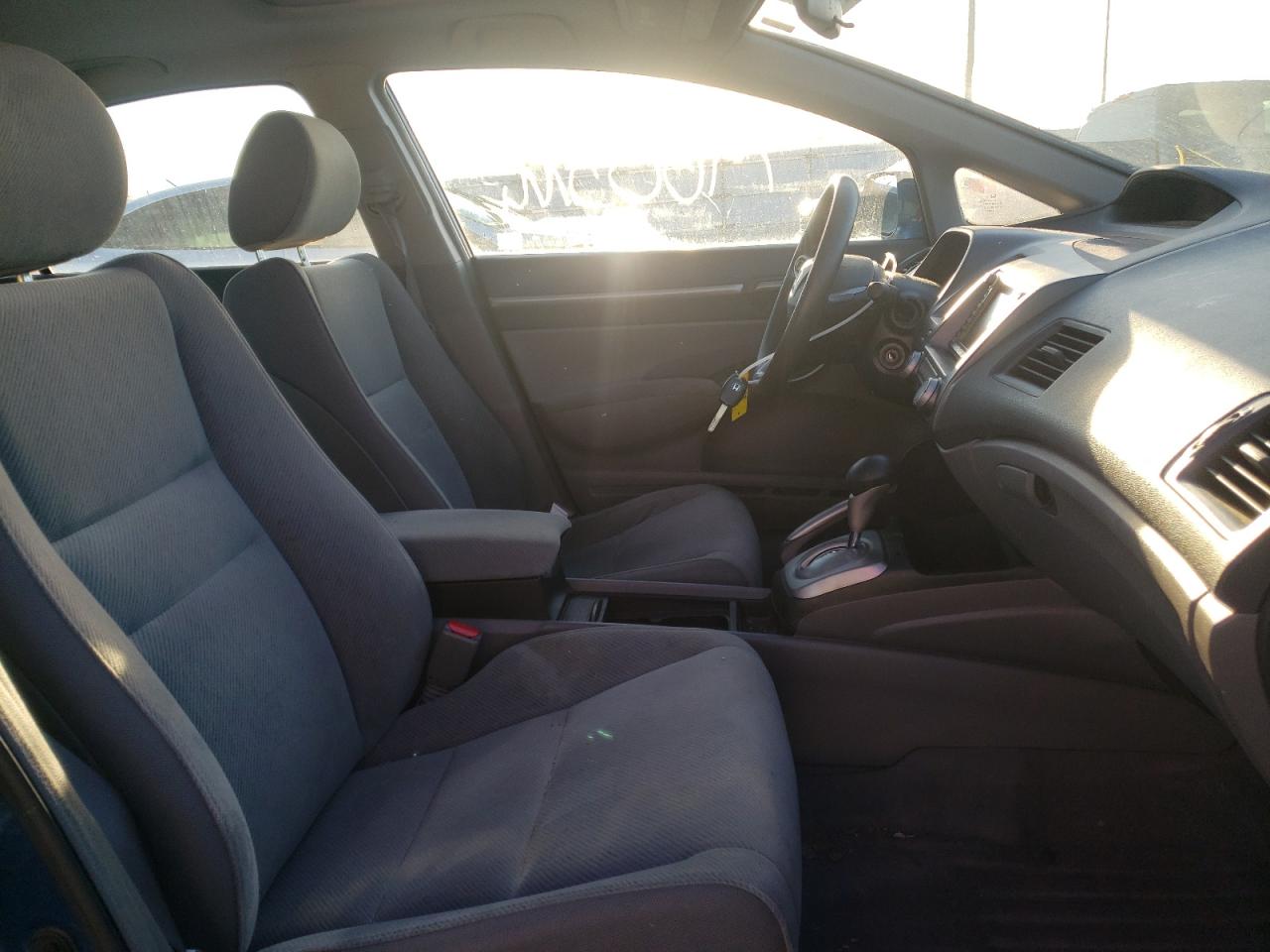 Photo 5 from auction – 2010 HONDA CIVIC EX with VIN 2HGFA1F83AH505586