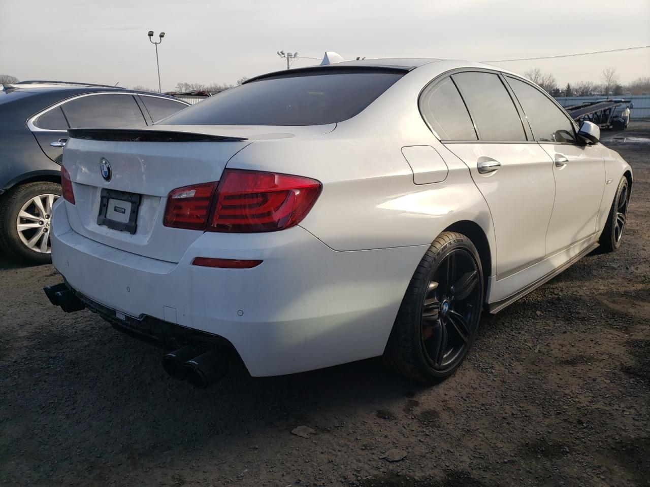 Photo 4 from auction – 2013 BMW 550 XI with VIN WBAFU9C56DDY72799