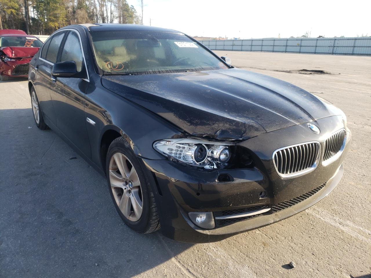 BMW 528 I 2012 with VIN WBAXG5C50CDX05664 - Photo from auction
