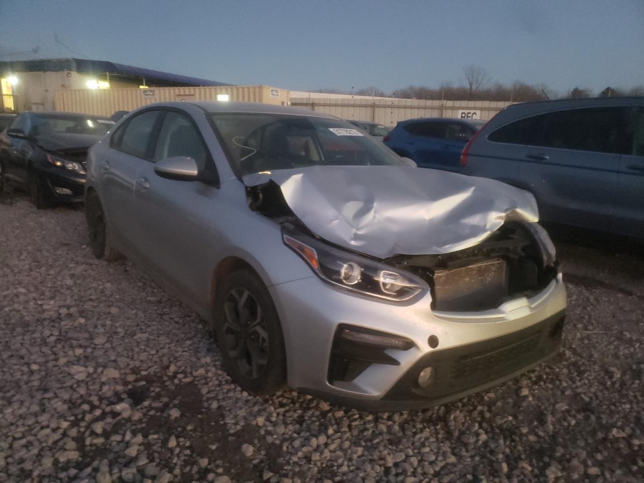 KIA FORTE FE 2020 with VIN 3KPF24AD5LE155412 - Photo from auction