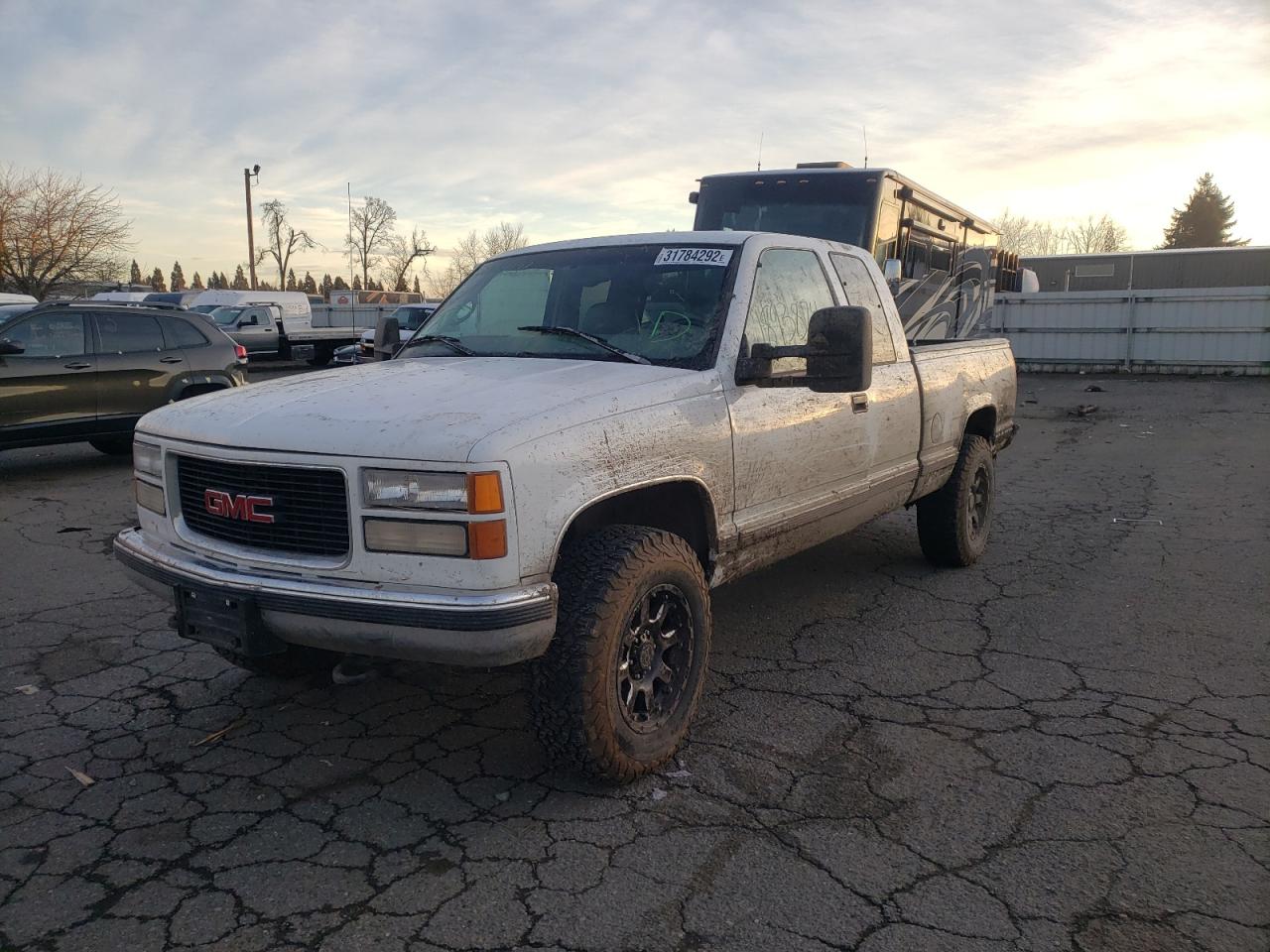 Photo 9 from auction – 1997 GMC SIERRA K15 with VIN 2GTEK19R1V1559446