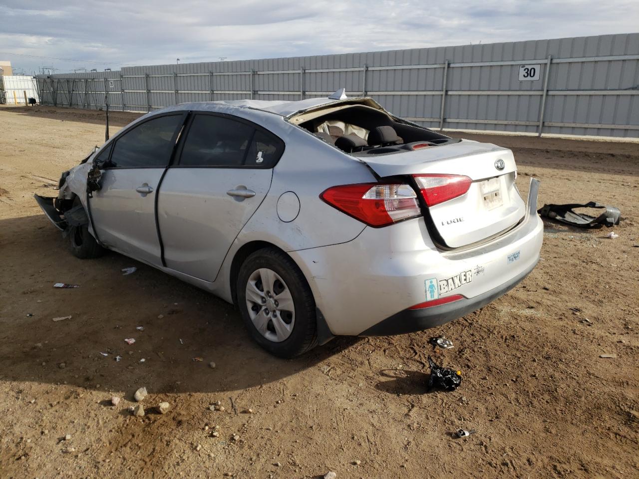 Photo 3 from auction – 2016 KIA FORTE LX with VIN KNAFX4A68G5544045
