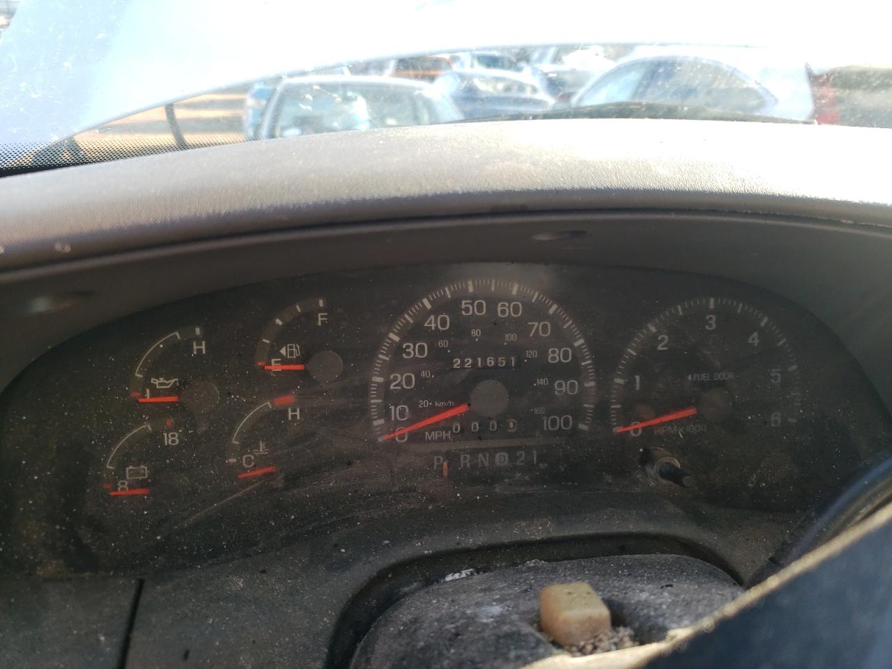 Photo 8 from auction – 1997 FORD F-150 with VIN 1FTDX1867VNA19974