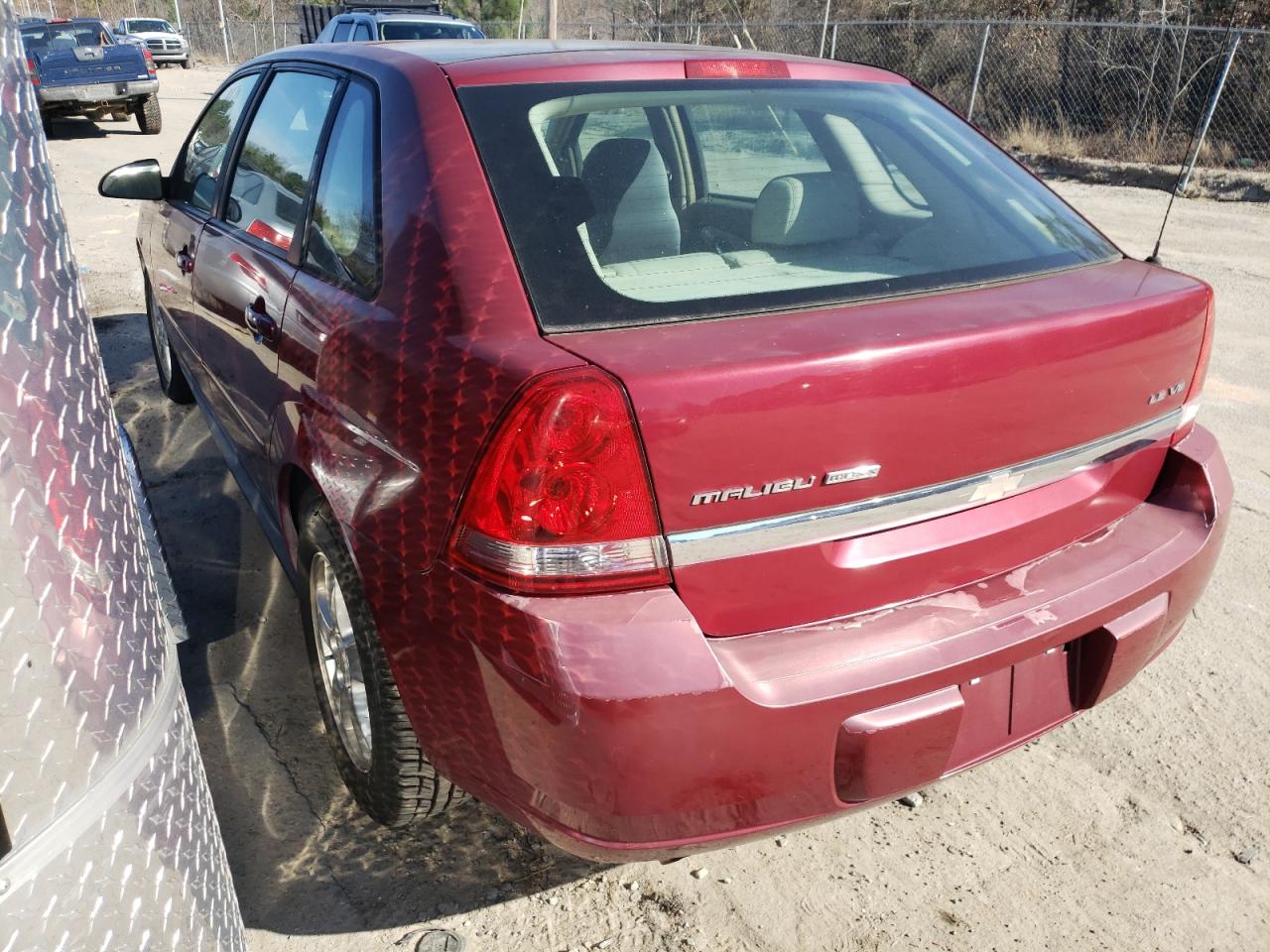 Photo 3 from auction – 2004 CHEVROLET MALIBU MAX with VIN 1G1ZT62884F205405
