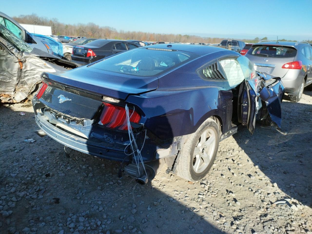 Photo 4 from auction – 2019 FORD MUSTANG with VIN 1FA6P8TH0K5112041