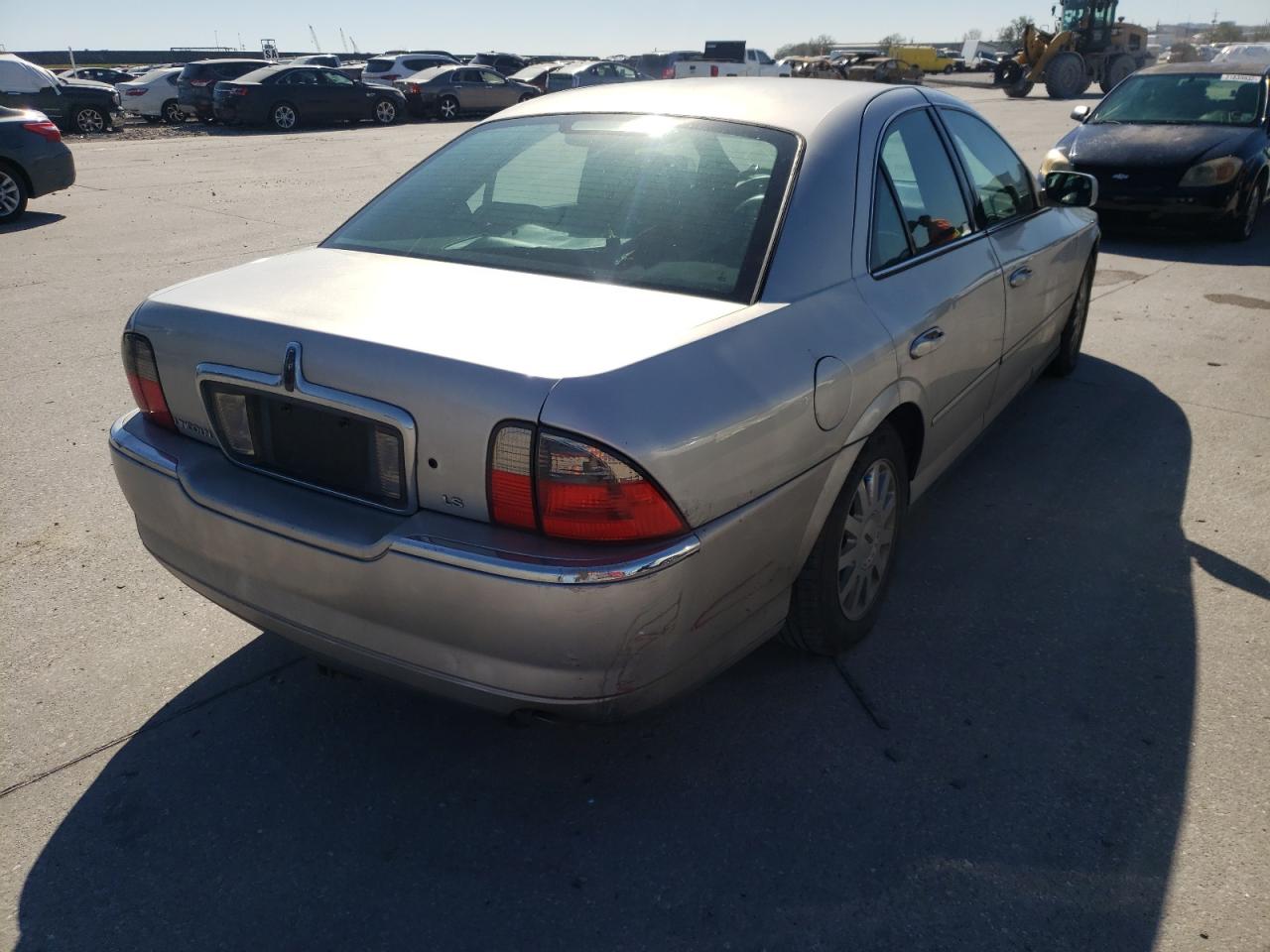 Photo 4 from auction – 2005 LINCOLN LS with VIN 1LNHM86S25Y628161