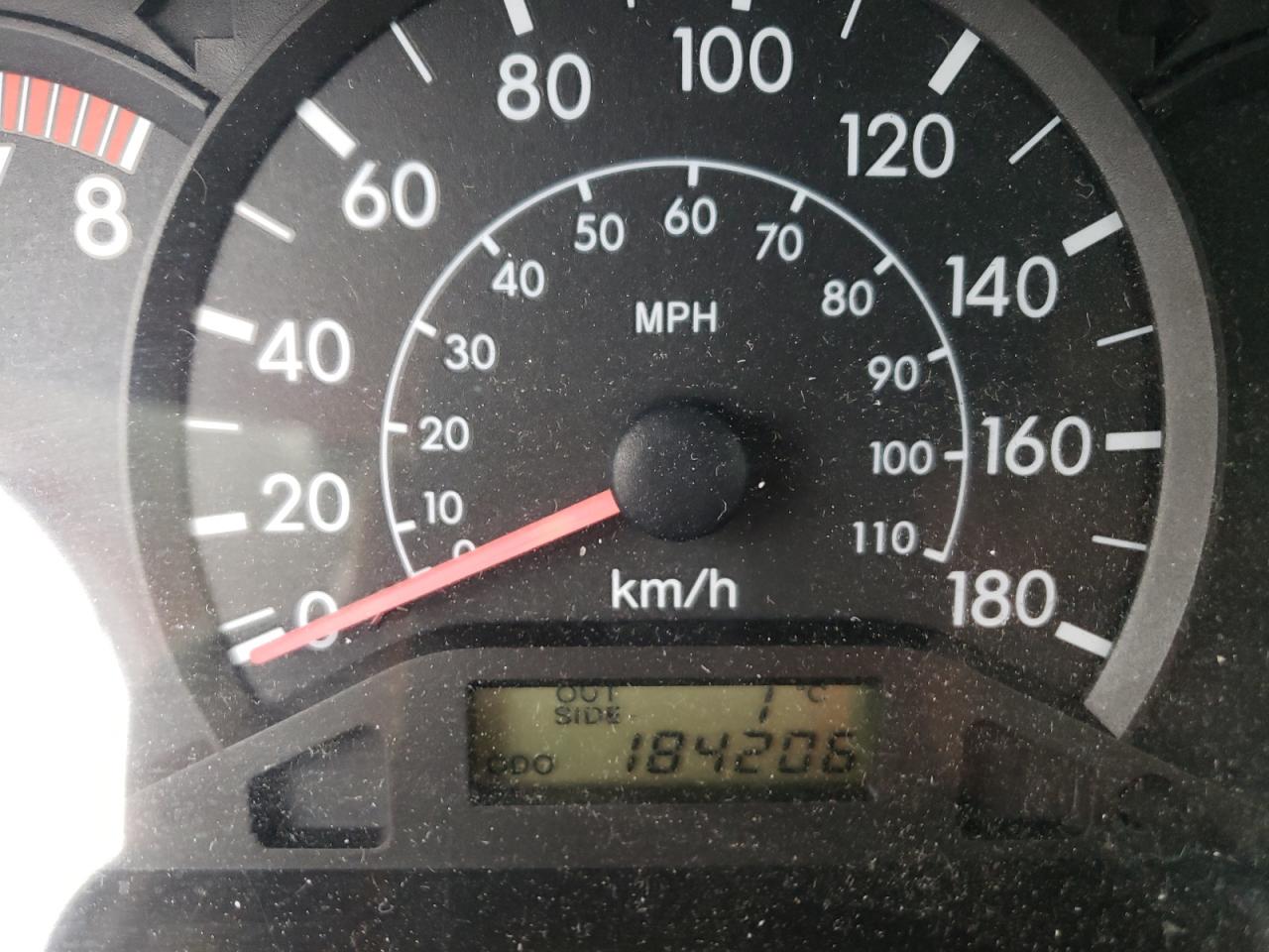 Photo 8 from auction – 2004 TOYOTA COROLLA CE with VIN 2T1BR32E64C836688