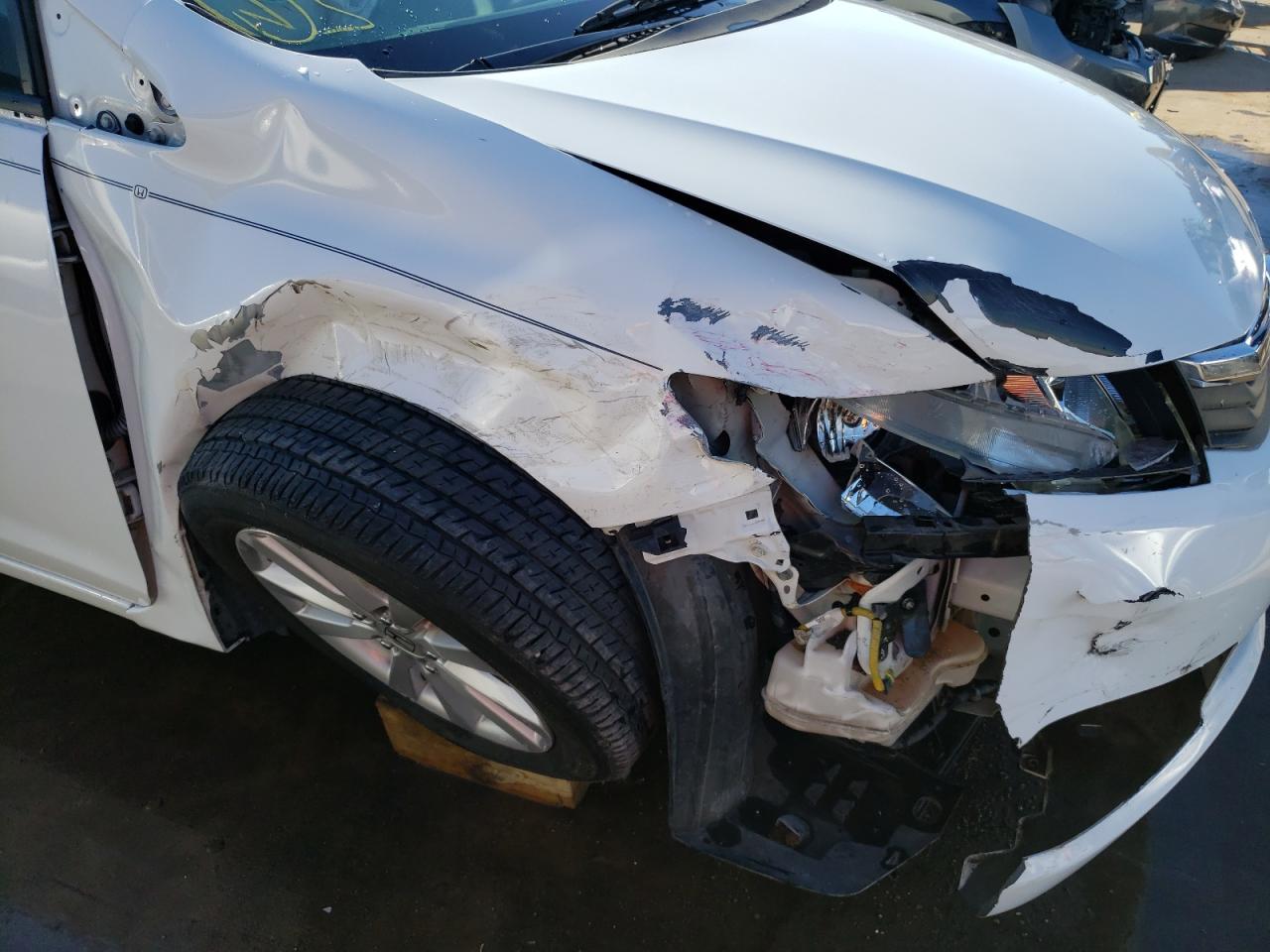 Photo 9 from auction – 2012 HONDA CIVIC EX with VIN 19XFB2F85CE046982