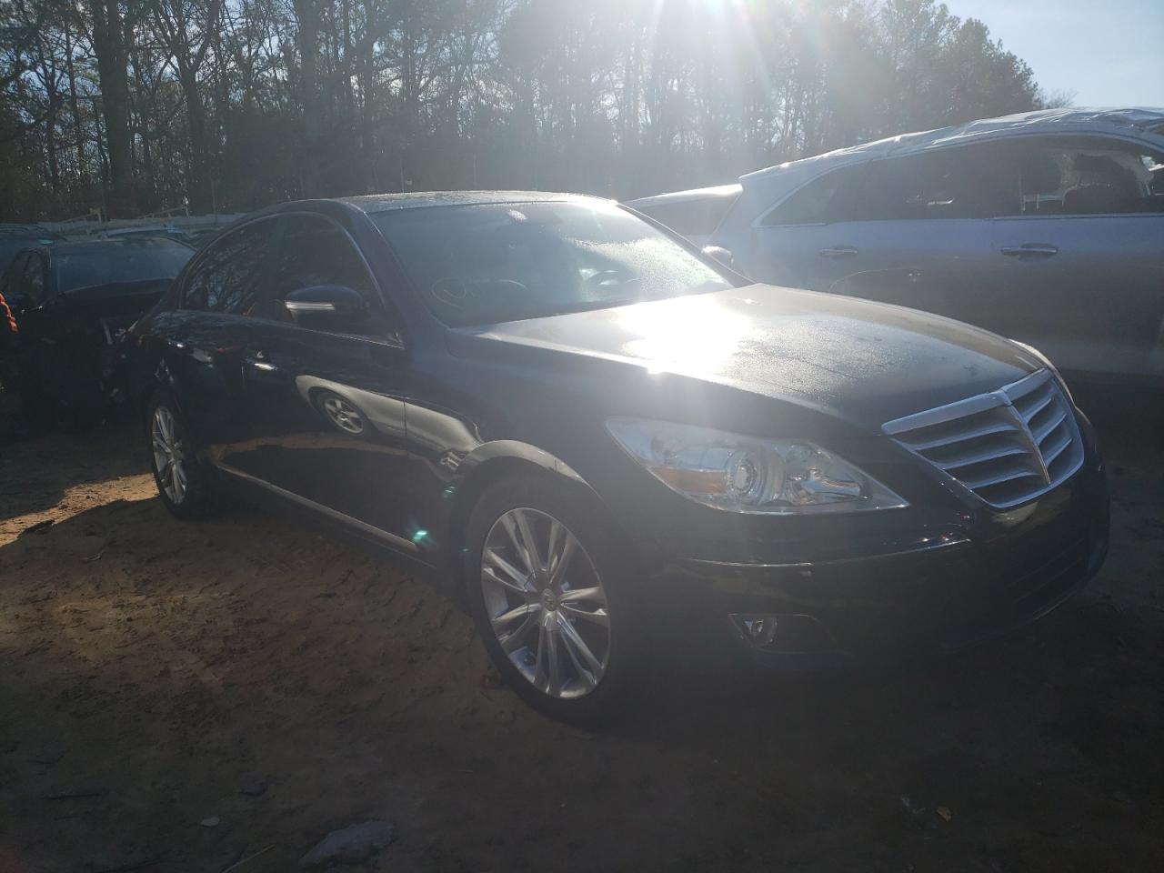 Photo 1 from auction – 2011 HYUNDAI GENESIS 4. with VIN KMHGC4DF0BU124742