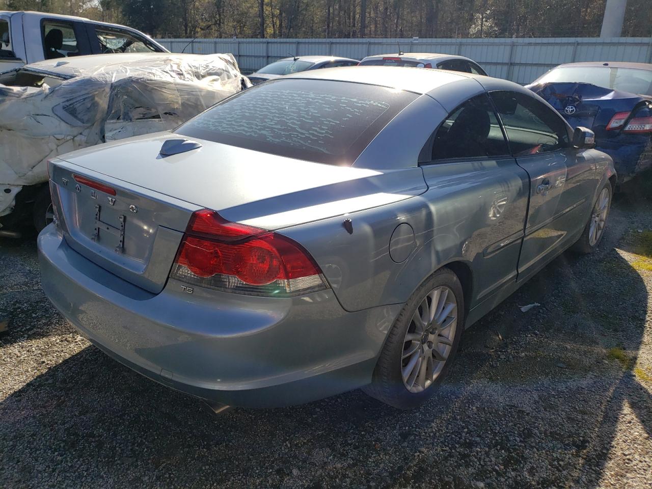Photo 4 from auction – 2009 VOLVO C70 T5 with VIN YV1MC67249J077300