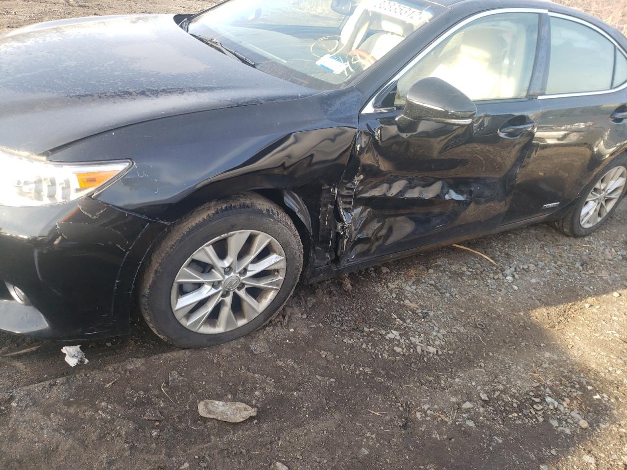 Photo 9 from auction – 2013 LEXUS ES 300H with VIN JTHBW1GG7D2005480