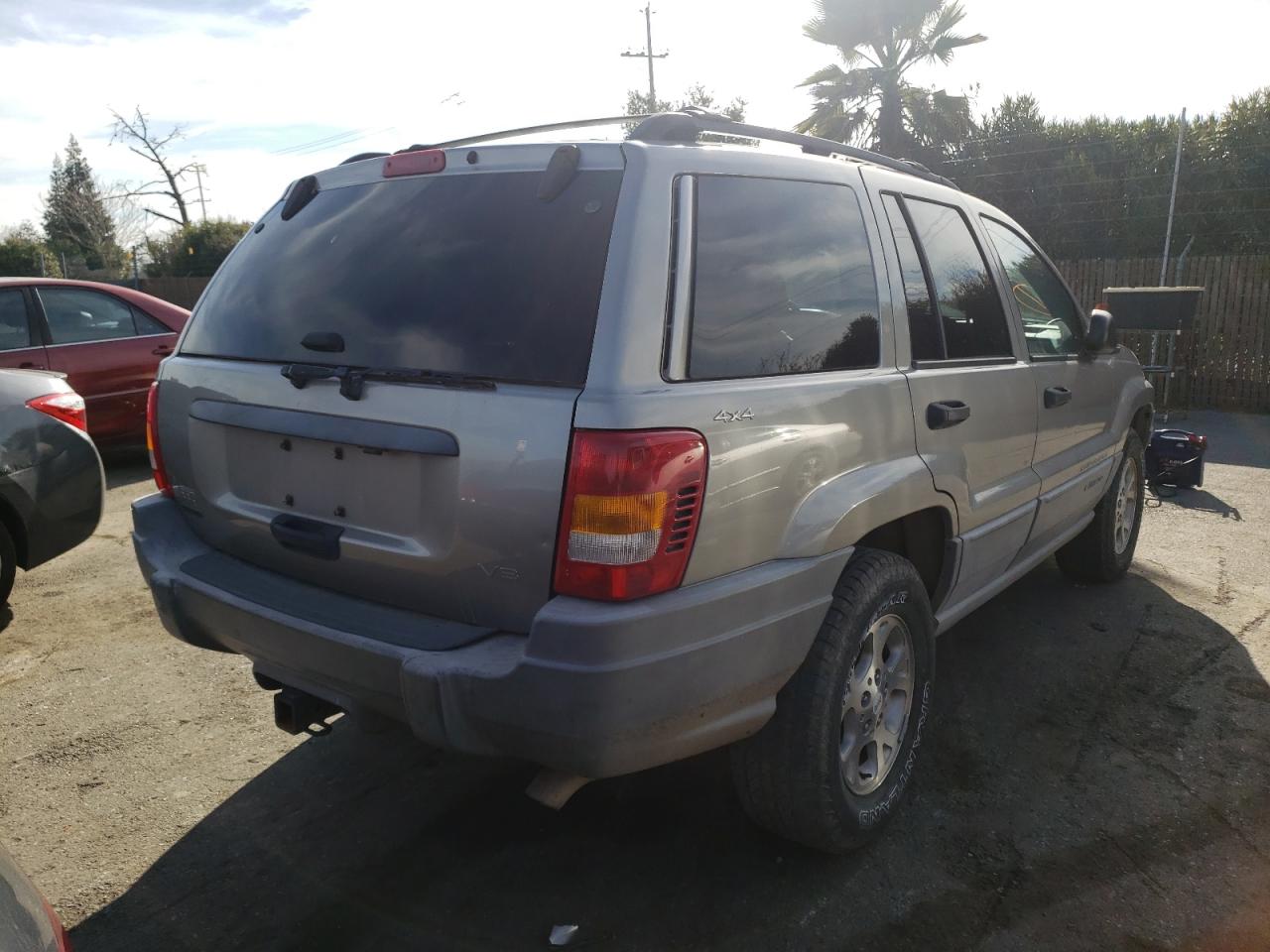Photo 4 from auction – 2000 JEEP GRAND CHER with VIN 1J4GW48N2YC329260