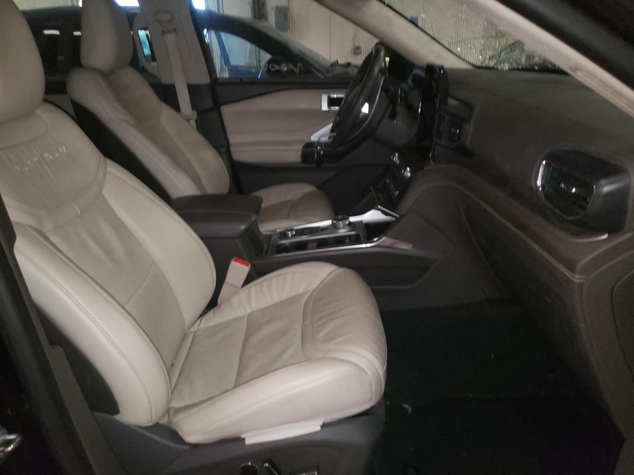 Photo 5 from auction – 2020 FORD EXPLORER P with VIN 1FM5K8HC8LGA39598