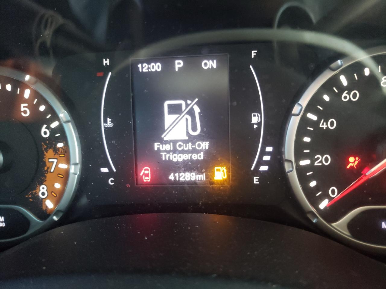 Photo 8 from auction – 2018 JEEP RENEGADE L with VIN ZACCJABB8JPH61188