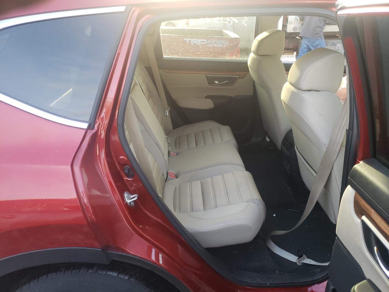 Photo 6 from auction – 2017 HONDA CR-V EX with VIN 5J6RW2H56HL009565