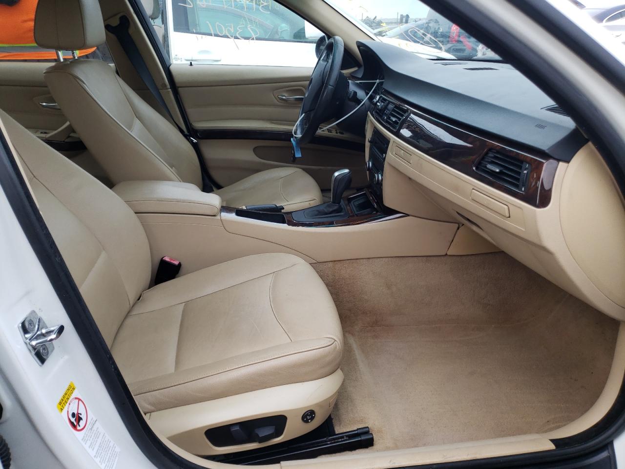 Photo 5 from auction – 2008 BMW 328 XI with VIN WBAVC93538K044015