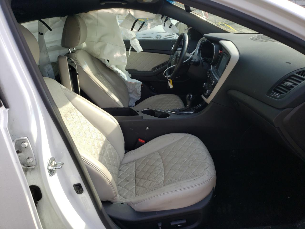 Photo 6 from auction – 2014 KIA OPTIMA SX with VIN 5XXGR4A61EG280435
