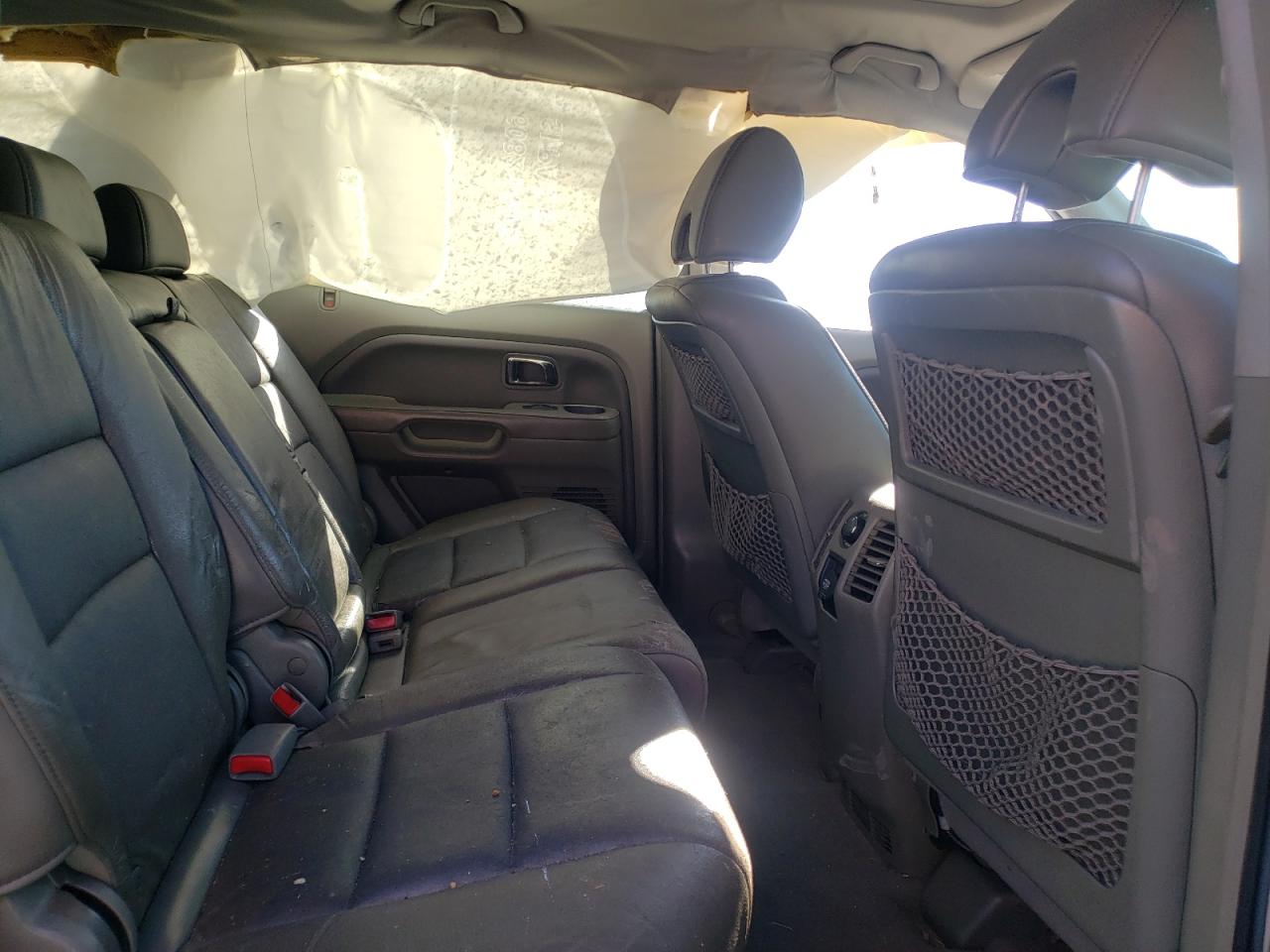 Photo 6 from auction – 2006 HONDA PILOT EX with VIN 5FNYF28516B048968