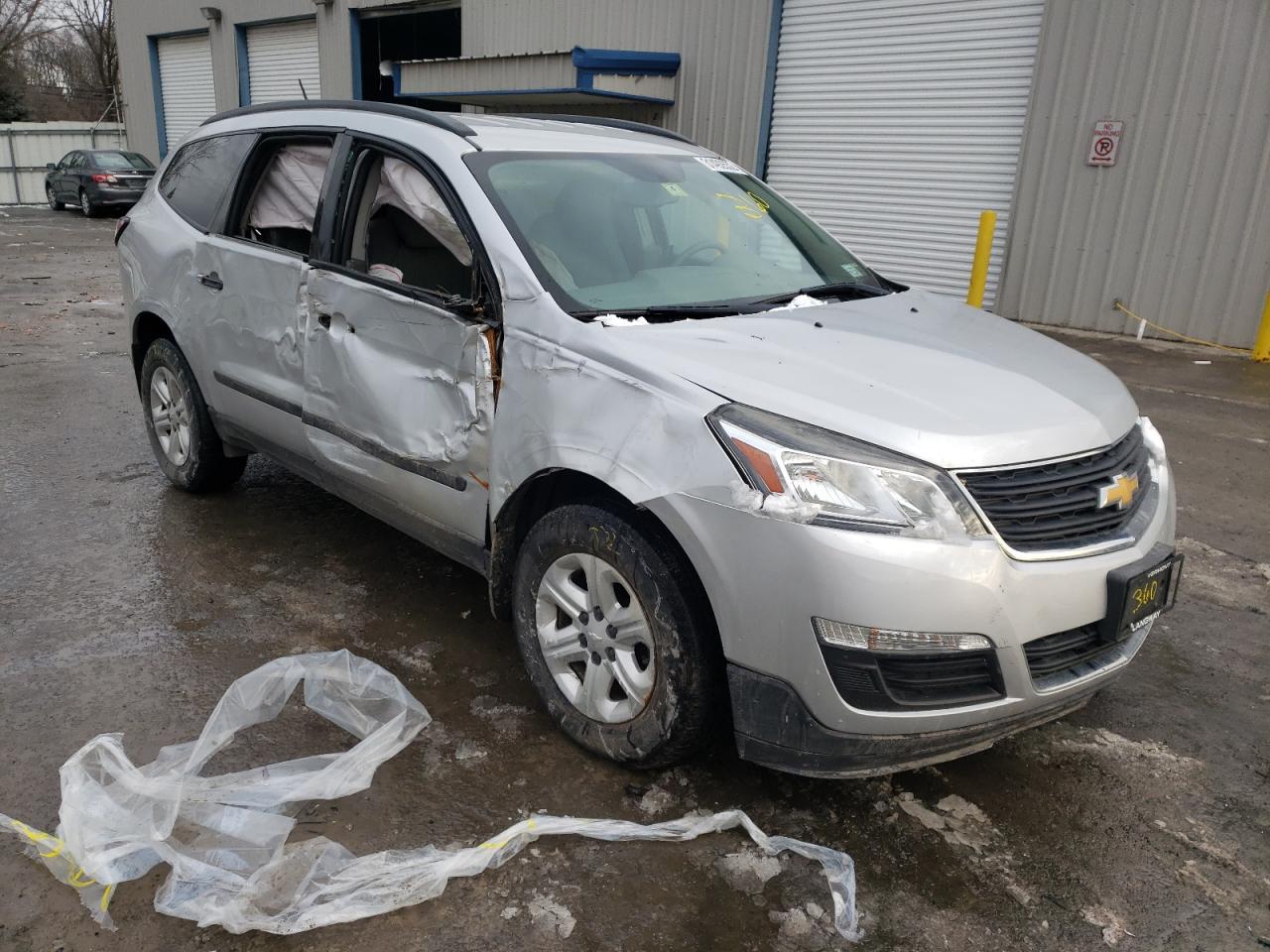 Photo 9 from auction – 2016 CHEVROLET TRAVERSE L with VIN 1GNKVFKD1GJ175401