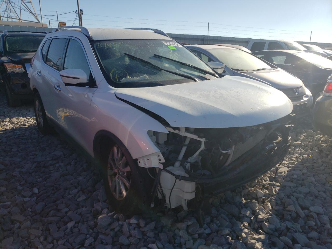 NISSAN ROGUE S 2017 with VIN KNMAT2MT4HP557931 - Photo from auction