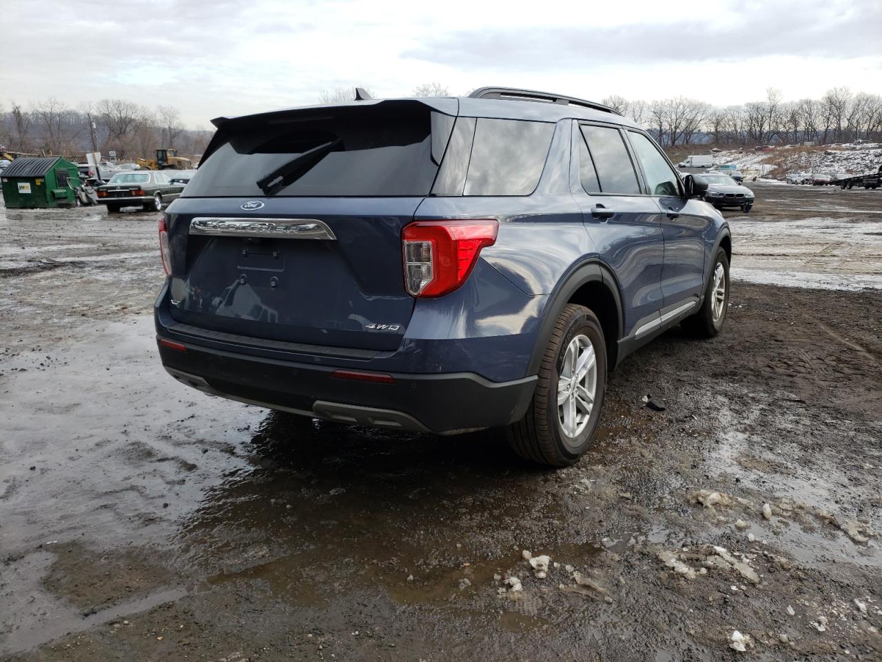 Foto 4 de la subasta – 2021 FORD EXPLORER X con VIN 1FMSK8DH6MGB65853