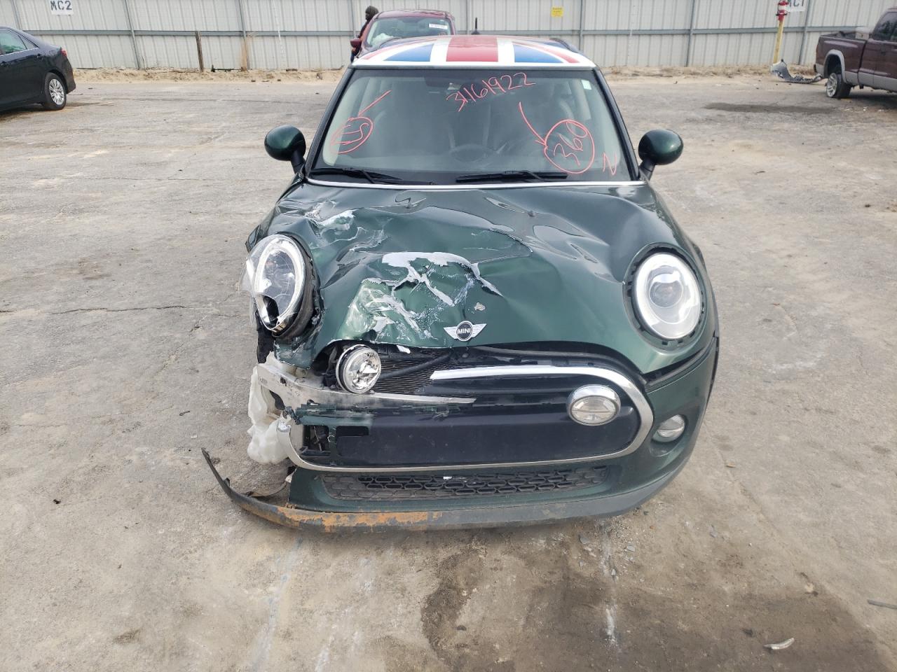 Photo 7 from auction – 2016 MINI COOPER with VIN WMWXP5C59G3B15302
