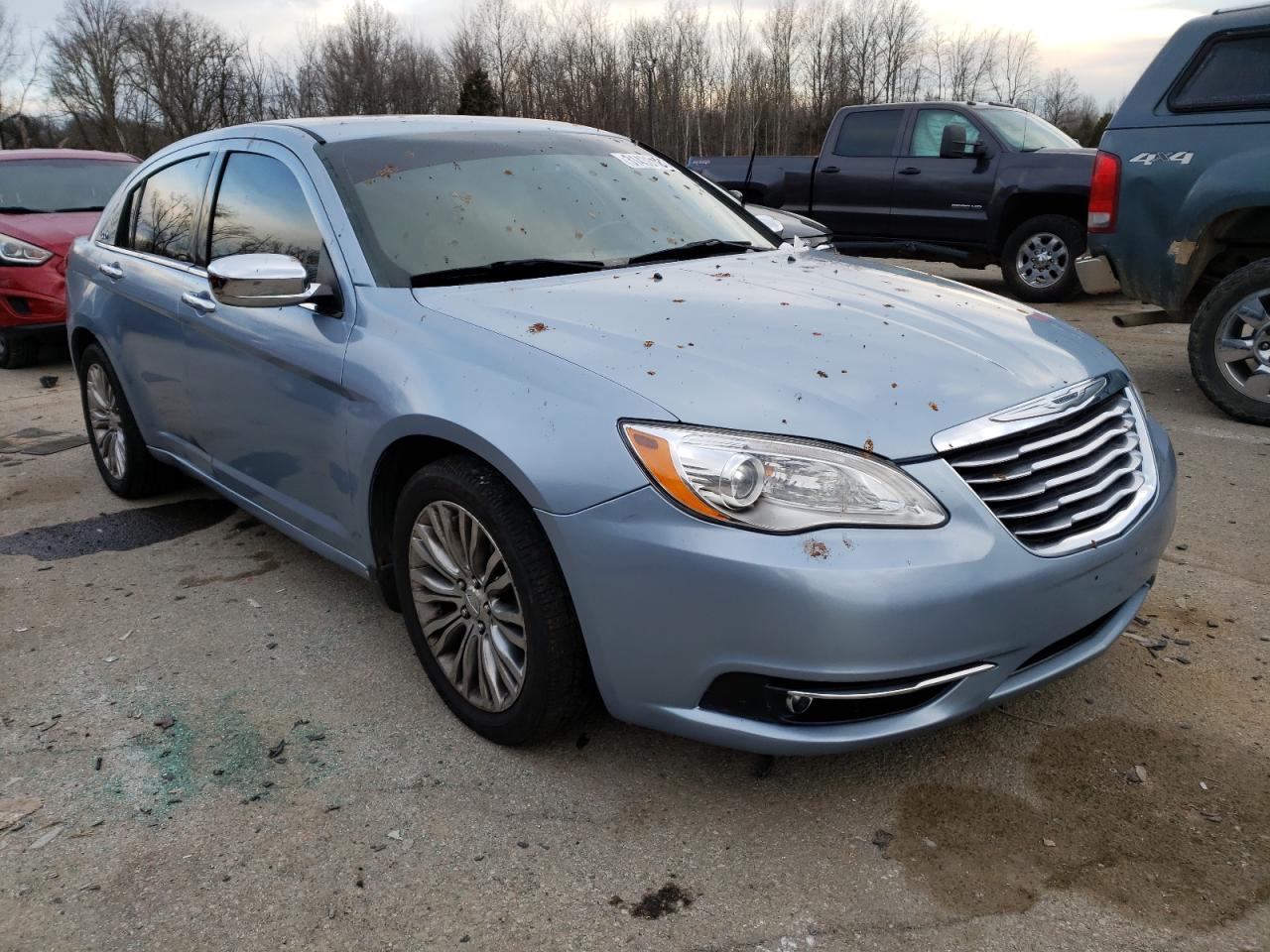 CHRYSLER 200 LIMITE 2013 مع رقم تعريف المركبة 1C3CCBCGXDN546052 - صورة من المزاد