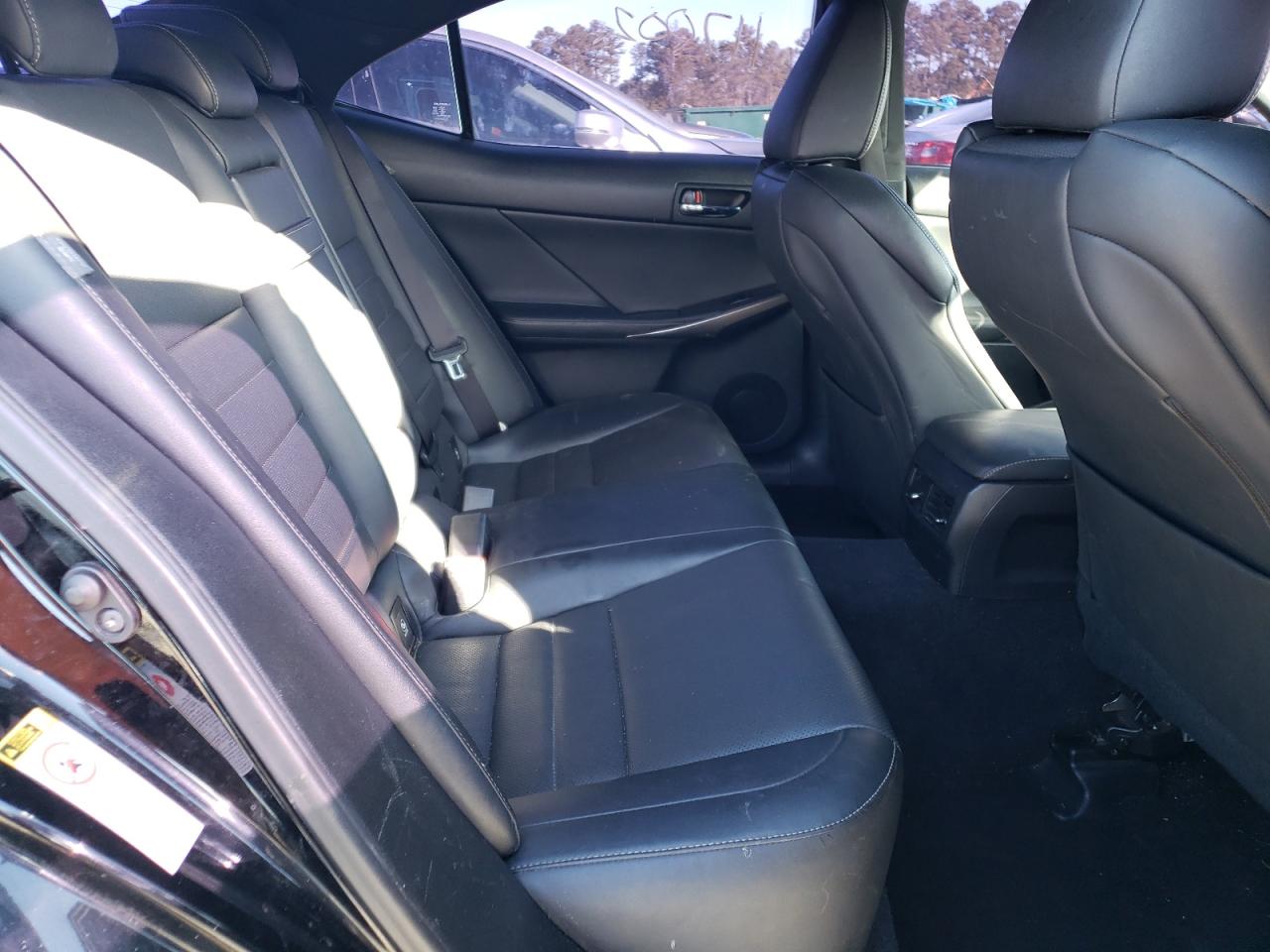 Photo 6 from auction – 2014 LEXUS IS 250 with VIN JTHCF1D22E5010082