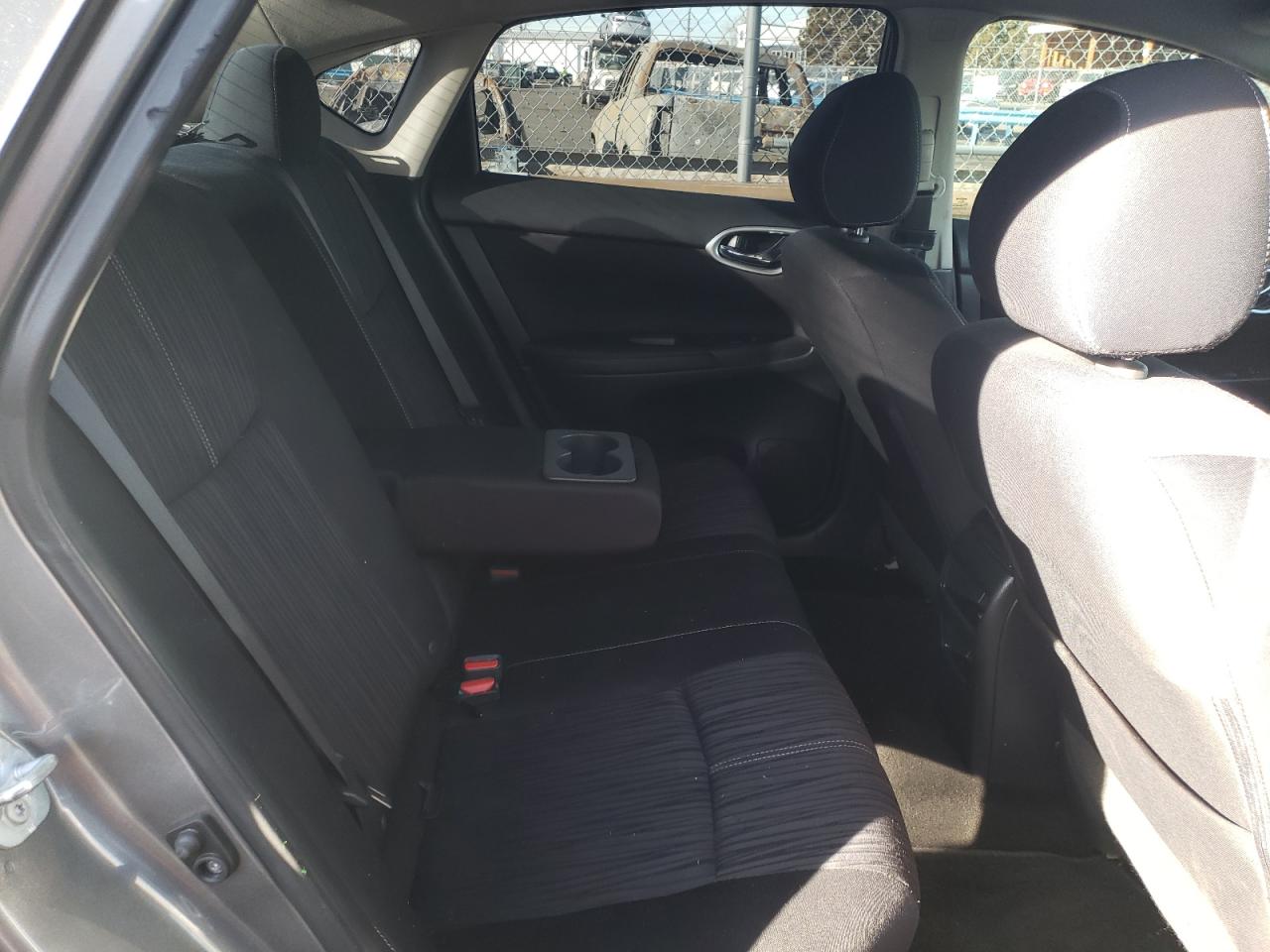Photo 6 from auction – 2016 NISSAN SENTRA S with VIN 3N1AB7AP0GY239019