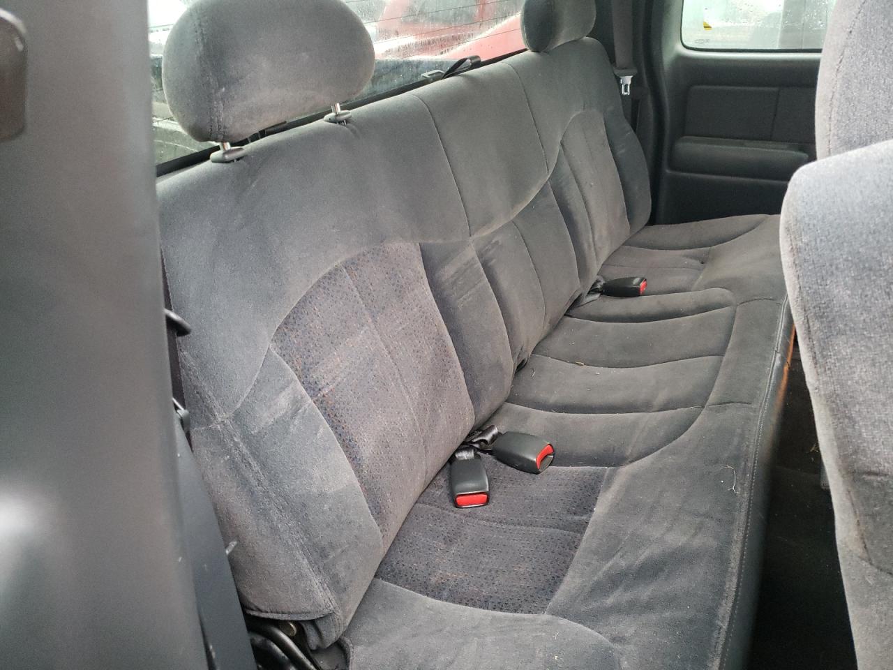 Photo 6 from auction – 2001 CHEVROLET SILVERADO with VIN 2GCEC19TX11298952