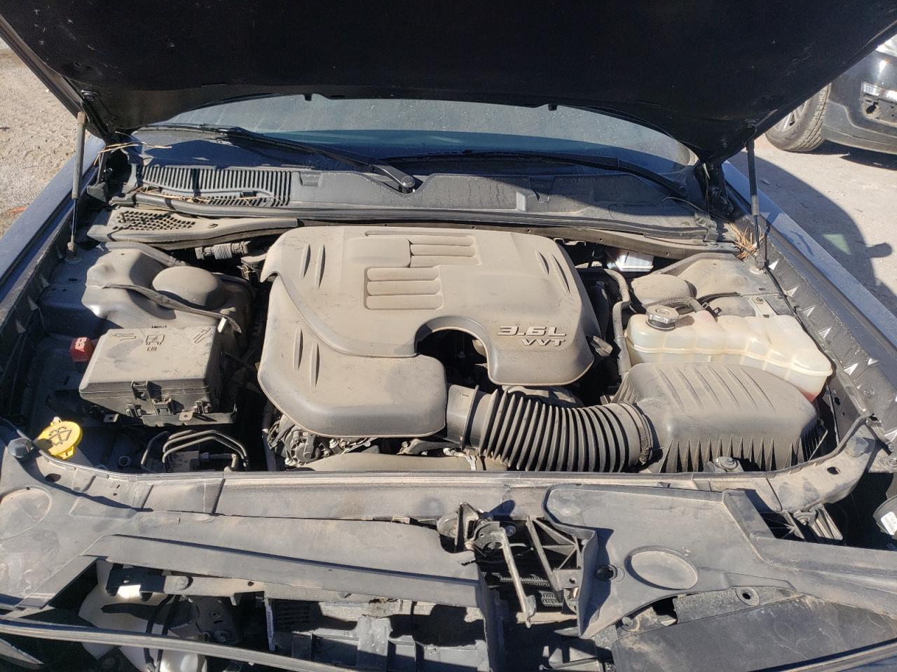 Photo 7 from auction – 2018 DODGE CHALLENGER with VIN 2C3CDZAG0JH233055