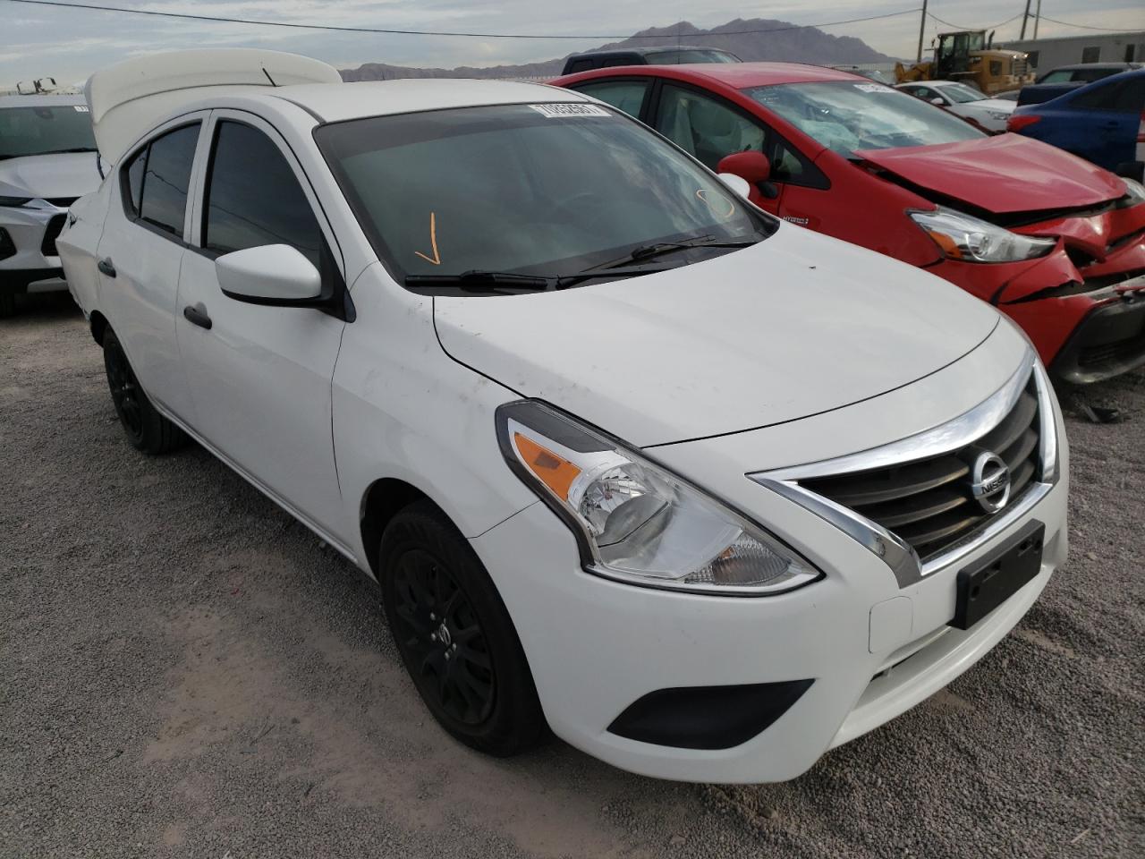 NISSAN VERSA S 2017 with VIN 3N1CN7APXHL802382 - Photo from auction