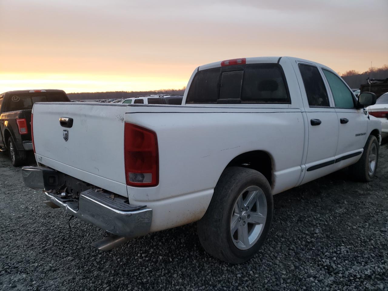 Photo 4 from auction – 2005 DODGE RAM 1500 S with VIN 1D7HA18N95J510585