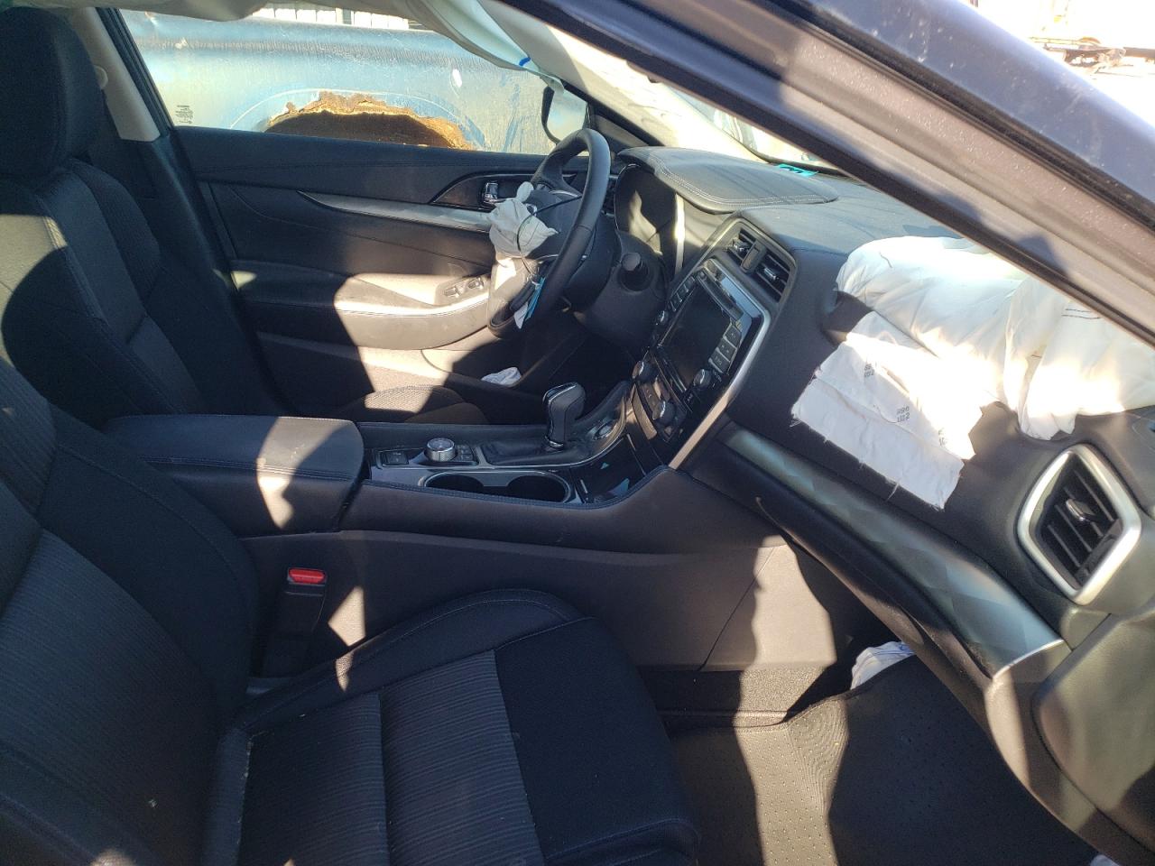 Photo 5 from auction – 2019 NISSAN MAXIMA S with VIN 1N4AA6AV5KC384881